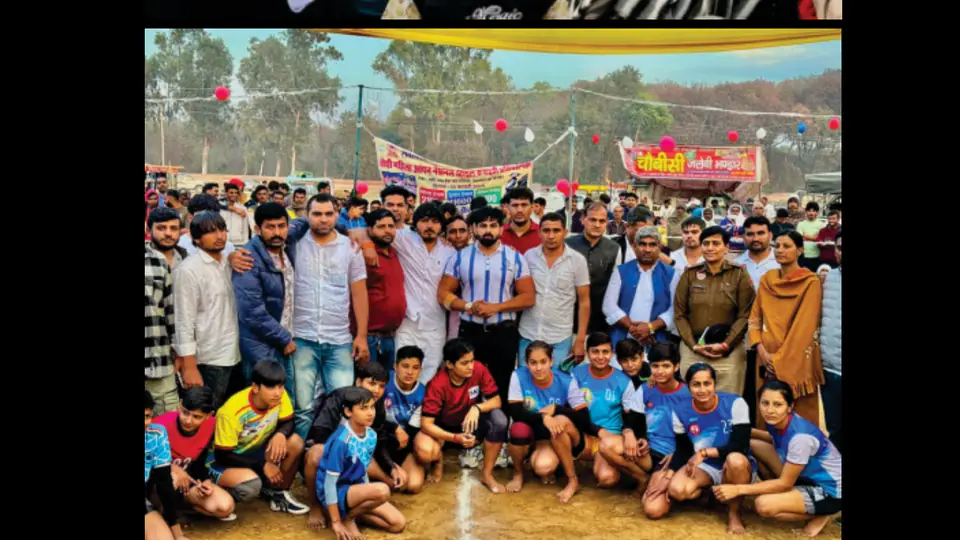 खिलाड़ियों के साथ